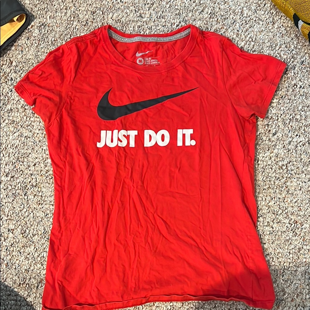 Nike Women's Red Graphic Workout Tee